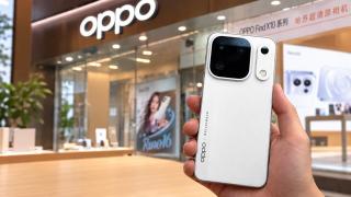 OPPO Find X10 este deja în magazinele din China: fotografii la prima mână și diferențele dintre cele 3 modele