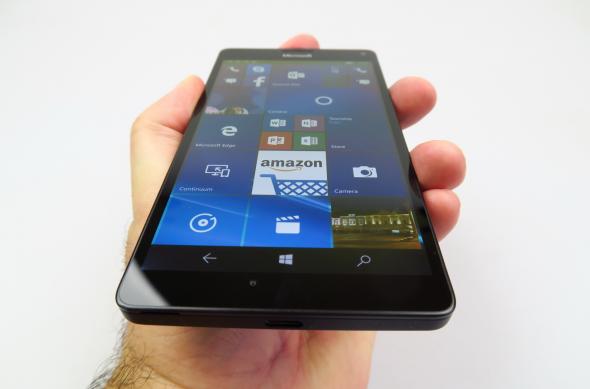 Microsoft Lumia 950 XL - Galerie foto Mobilissimo.ro: Microsoft-Lumia-950-XL_083.JPG