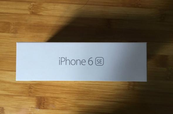 Ambalajul lui iPhone 6 SE: iphone 6 SE 1.jpg