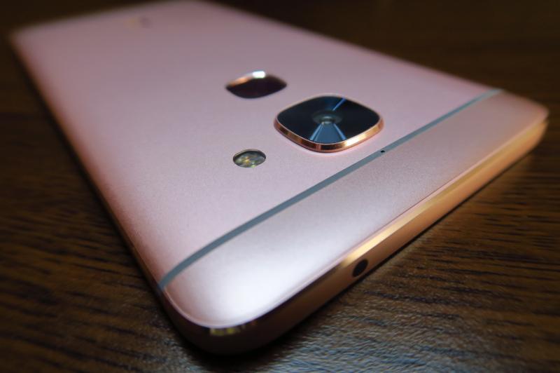 LeEco Le Max 2 - Fotografii Hands-On: LeEco-Le-Max-2_044.JPG