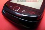 blackberry_torch_9800_01.jpg