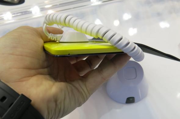 MWC 2013: Alcatel One Touch Scribe HD, un prim phablet al companiei (Video): alcate_one_touch_scribe_hd_10jpg.jpg