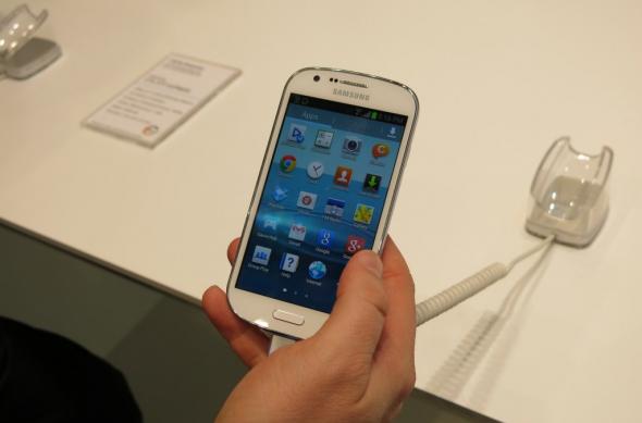 MWC 2013: Samsung Galaxy Express hands on; Telefon midrange cu 4G LTE (Video): samsung_galaxy_express_02jpg.jpg
