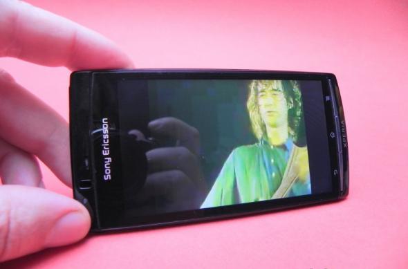 Review Sony Ericsson Xperia Arc S - mult din Xperia Arc, puțin În plus și o promisiune de evoluție (Video): sony_ericsson_xperia_arc_s_review_mobilissimo_18.jpg