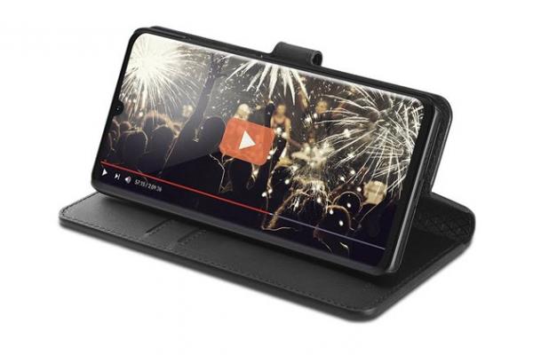 Huawei P30 și Huawei P30 Pro se lasă admirate în noi randări din partea producătorului de huse Spigen