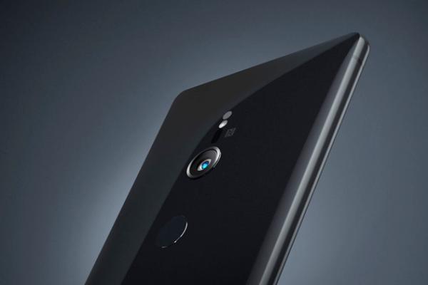 Turul Magazinelor #533: Sony Xperia XZ2 la preţ fantastic, birou gaming, SSD generos, brăţară fitness Honor Band 4 la ofertă