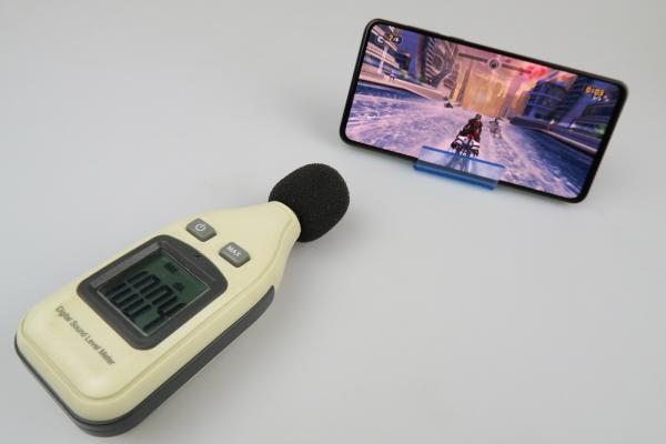 Putere volum Xiaomi Mi Mix 3