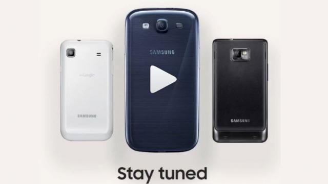 <b>[UPDATE] Samsung pregăteşte un concurs special pentru posesorii de telefoane Galaxy S vechi; Posibil promo/ discount odată cu Galaxy S10!</b>Uneori e de bun augur să îţi păstrezi telefoanele de acum un deceniu sau primele generaţii de smartphone-uri. Samsung ne dovedeşte asta printr-un teaser pe Instagram, în care ne întreabă dacă mai avem primul model Galaxy în sertar.