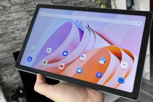 Blackview Tab 11 WiFi: Display IPS suficient de luminos, cu unghiuri de vizualizare largi, plăcut la filme și jocuri