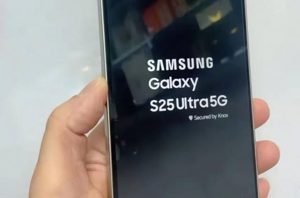 Galaxy S25 Ultra: 472726258_1322207872535187_4222774717503399412_n.jpeg