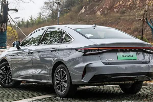 Chery Fulwin A8L