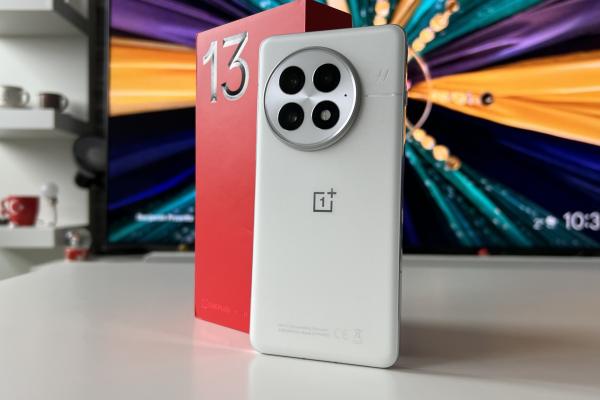 OnePlus 13 Unboxing