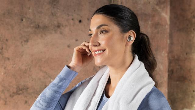 <b>CES 2025: Technics EAH-AZ100 sunt căștile true wireless in-ear cu cel mai autentic sunet de până acum + conexiune multi-punct la 3 device-uri</b>Technics este un brand cu renume pe piața soluțiilor audio, iar acum la început de an 2025 vrea să își consolideze mai mult prezența în zona căștilor wireless odată cu lansarea modelului Technics EAH-AZ100 proaspăt prezentat în cadrul 