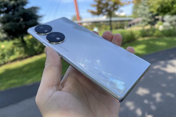 Honor 70 - Galerie foto Mobilissimo.ro