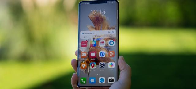 Huawei Mate 50 Pro: OS, UI, aplicaţii - primul contact cu EMUI 13 şi noile widgeturi Stacked