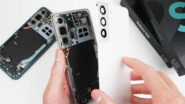 <b>Samsung lansează noul mod de reparații (Maintenance mode) la nivel global; Furtul de date e blocat când ai telefonul la service</b>În luna iulie Samsung anunța un mod de reparații ușor de activat din zona de setări, util atunci când ai telefonului în service. Astfel, nu mai trebuie să îți resetezi telefonul atunci când îl duci la reparat, informațiile fiind securizate până ce 