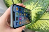 iPhone-16e-Design_015.jpg