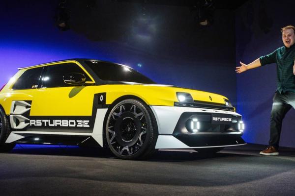 Renault 5 Turbo 3E combină nostalgia cu performanța! Conceptul devine realitate în 2027, dar îl admirăm acum în cele mai detaliate fotografii