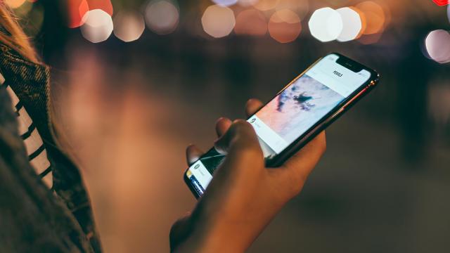 <b>Ce se întâmplă după expirarea contractului de telefonie, internet sau TV; De ce prețul poate crește și cum poți negocia o ofertă mai bună</b>Expirarea perioadei contractuale minime la servicii precum telefonie, internet sau televiziune reprezintă un moment esențial în relația cu furnizorul tău. În teorie, ai crede că, odată încheiate cele 12 sau 24 de luni, abonamentul se va opri sau vei fi..