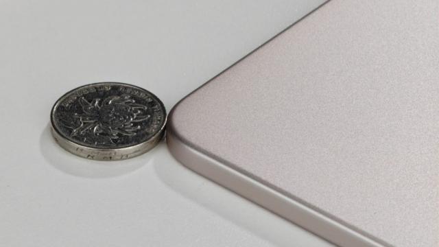 <b>OPPO Pad 4 Pro apare în GeekBench cu dotări flagship, inclusiv procesor Snapdragon 8 Elite</b>OPPO lucrează la o nouă tabletă flagship și cu toate că avem doar numele de serie/cod și anume OPD2409, știm că aceasta va sfârși pe piață drept OPPO Pad 4 Pro. De ce? Pentru că este singura viitoare tabletă high-end așteptată