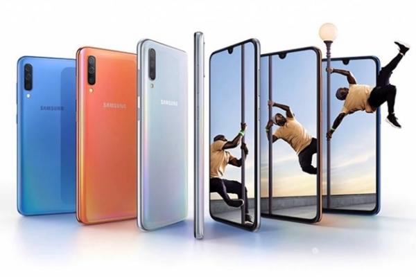[UPDATE: Actualizarea se distribuie și în România pe A70] Android 10 ajunge din această săptămână pe telefoanele Samsung Galaxy A70 și Galaxy A70s