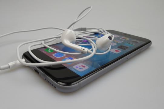 Apple iPhone 6s - Galerie foto Mobilissimo.ro: Apple-iPhone-6s_007.JPG