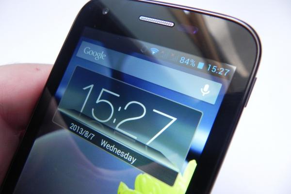 E-Boda Eruption V200 - Galerie foto Mobilissimo.ro