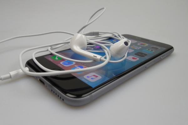 Apple iPhone 6s - Galerie foto Mobilissimo.ro