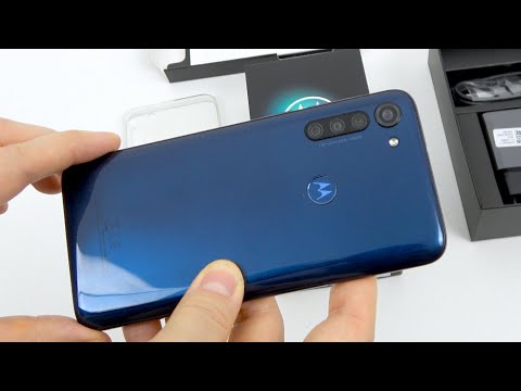 Motorola Moto G8 Power Video Unboxing în Limba Română