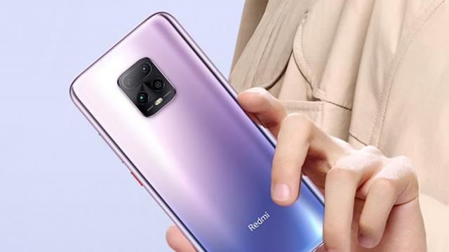 <b>Redmi 10X este cel mai ieftin smartphone 5G de pe piață; Debutează alături de Redmi 10X Pro și are ecran AMOLED, CPU Dimensity 820</b>Această zi de 26 mai marchează iată și lansarea seriei de terminale Redmi X, lineup care pentru început include două modele cunoscute sub numele Redmi 10X și Redmi 10X Pro. Acestea sunt telefoane din zona mid-range 