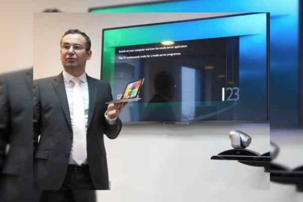 Evolio a lansat tableta X8 Fusion; vine cu display IPS de 7.85 inch și măsoară doar 6.8 mm În grosime (video)