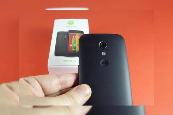 Motorola Moto G Unboxing: scoatem din cutie un telefon dual SIM cu pedigree (Video)