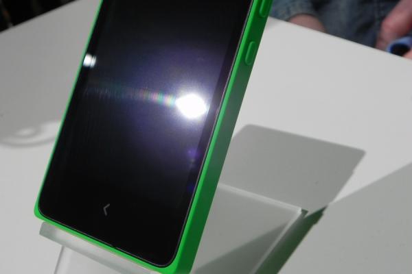 MWC 2014: Nokia X+ video preview direct de la Mobile World Congress 2014 din Barcelona