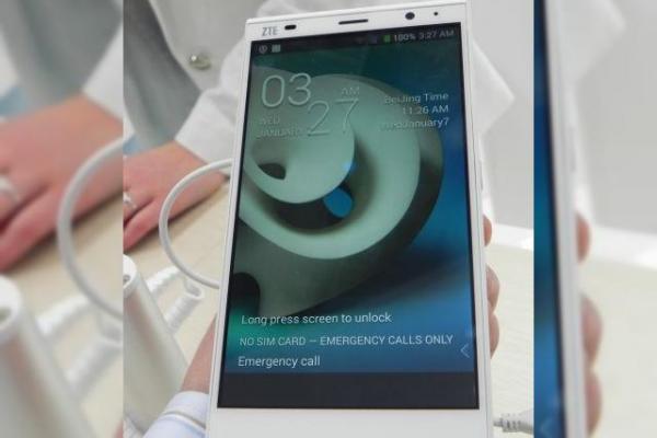 MWC 2014: ZTE Grand Memo II LTE hands on preview - phablet ultrasubtire cu ecran de 6 inch