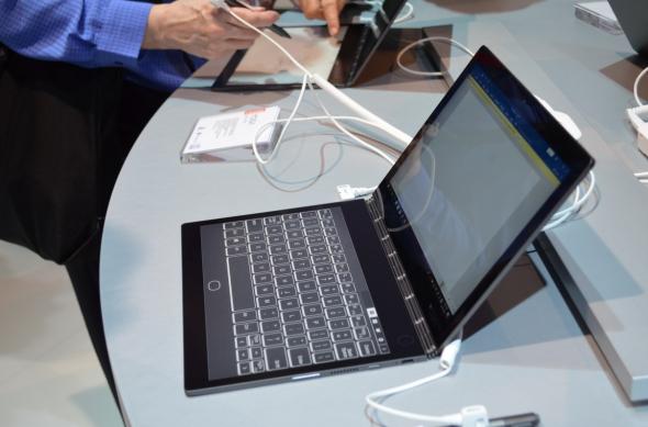 Lenovo Yoga Book C930 - Fotografii de la evenimente: Lenovo-Yoga-Book-C930_006.JPG
