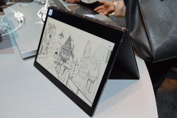 Lenovo Yoga Book C930 - Fotografii de la evenimente