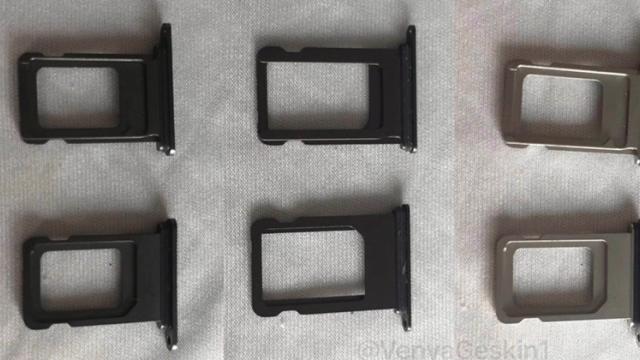 <b>iPhone 9 își dezvăluie variantele de culoare prin intermediul unor fotografii ale SIM tray-ului; Se confirmă și suportul pentru două cartele</b>Din acest moment ne-au mai rămas doar 10 ore de așteptare până la evenimentul Apple programat pentru ora 20:00, conferință care ne va aduce o serie de lansări foarte interesante. Avem pregătite pentru debut 3 noi modele iPhone printre are