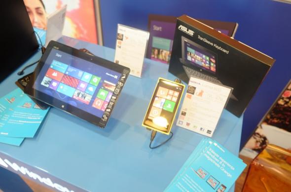 Detalii privind parteneriatul dintre Microsoft și Orange (video): dscf9178jpg.jpg