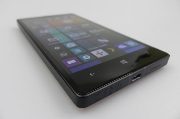 Nokia Lumia 930 review: "cărămida premium" cu acustică foarte bună și captură nocturnă excelentă lovește concurența (Video): nokia_lumia_930_review_011jpg.jpg