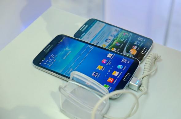 Samsung GALAXY Mega 6.3 În oferta Vodafone (Video): samsung_galaxy_mega_63_24jpg.jpg