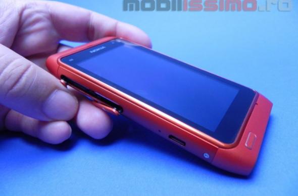 Recenzie Nokia N8: gigantul cameraphone-urilor pe masa de teste Mobilissimo (Video): nokia_n8_16.jpg