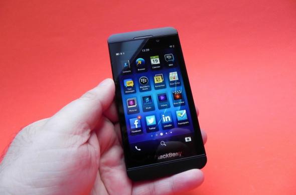 BlackBerry Z10 - Galerie foto Mobilissimo.ro: blackberry_z10_review_mobilissimo_ro_20jpg.jpg