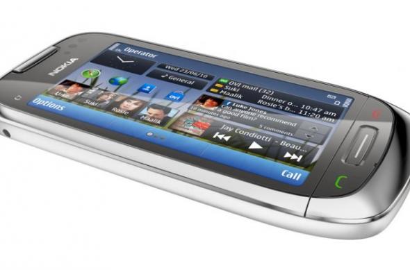 Nokia C7, un C6 mai subtire cu memorie si baterie upgradata: nokia_c7_frosty_metal_2.jpg