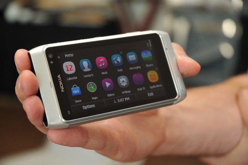 Symbian^3 reinventat din toamnă? Urmează o actualizare importantă (video)!: nok_0423.jpg