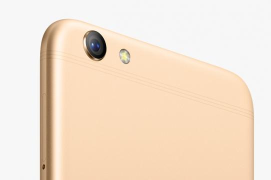 Oppo R9s - Fotografii oficiale: Oppo R9s  (24).jpg