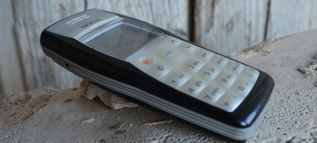 RETROreview Nokia 1100: un clasic care a cucerit Africa, hackerii, globul