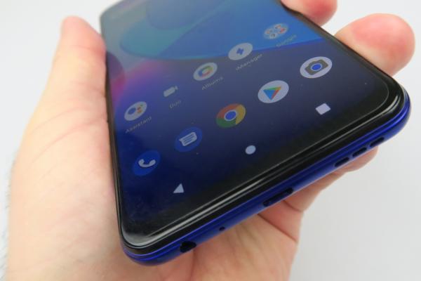 Vivo Y20s: Bateria vinde singură telefonul şi e în top 3 all time
