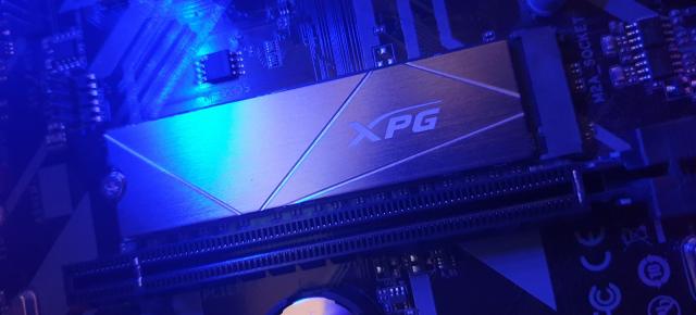 XPG GAMMIX S50 Lite Review: SSD PCIe 4.0 de 1 TB, cu viteze de scriere de până la 3200 MB/s