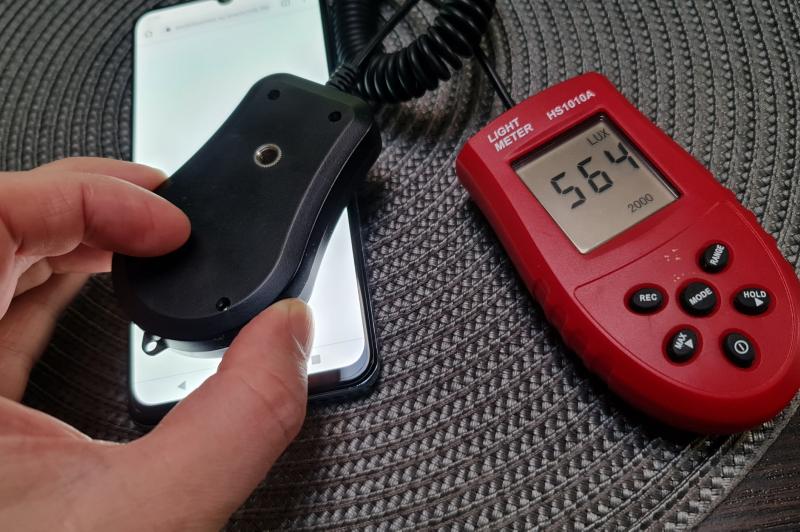 Luminozitate display Vivo Y70 și ecranul văzut la microscop: vivo-Y70_041.jpg