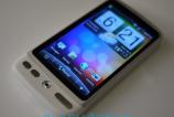 htc_desire_white_htc_wildfire_silver_6.jpg